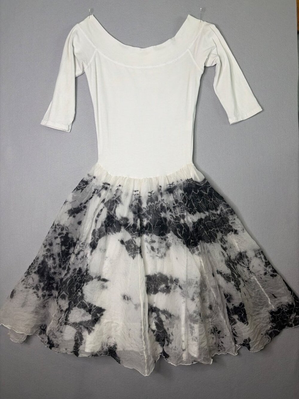 Luna Luz Fit and Flare Dress Size S Silk Organza Wide Neck Tie-Dye Lagenlook